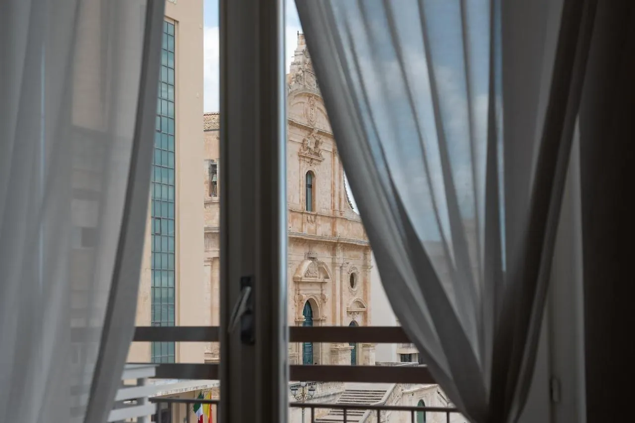 Central House Palazzo Brafa Una Camera Di Albergo Ispica
